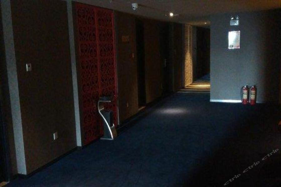 Holz Hotel Шънян Екстериор снимка